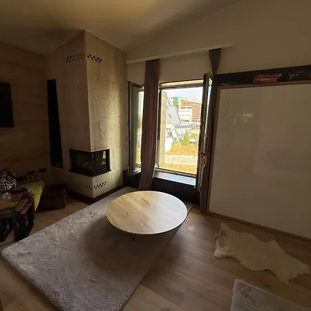 02 Apartamento